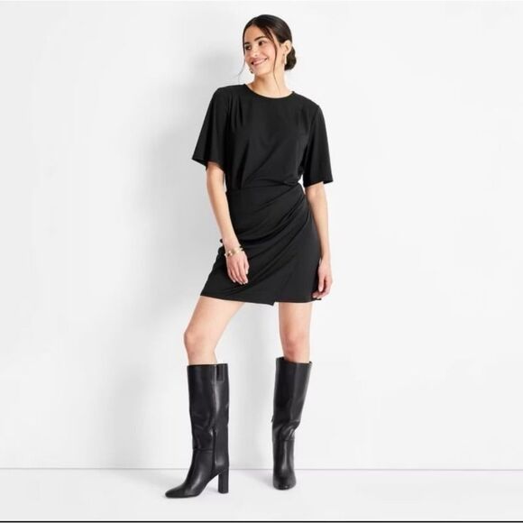 Future Collective Dresses & Skirts - 🆕👗Short Sleeve Mini T-Shirt Dress - Future Collective - Sz XL